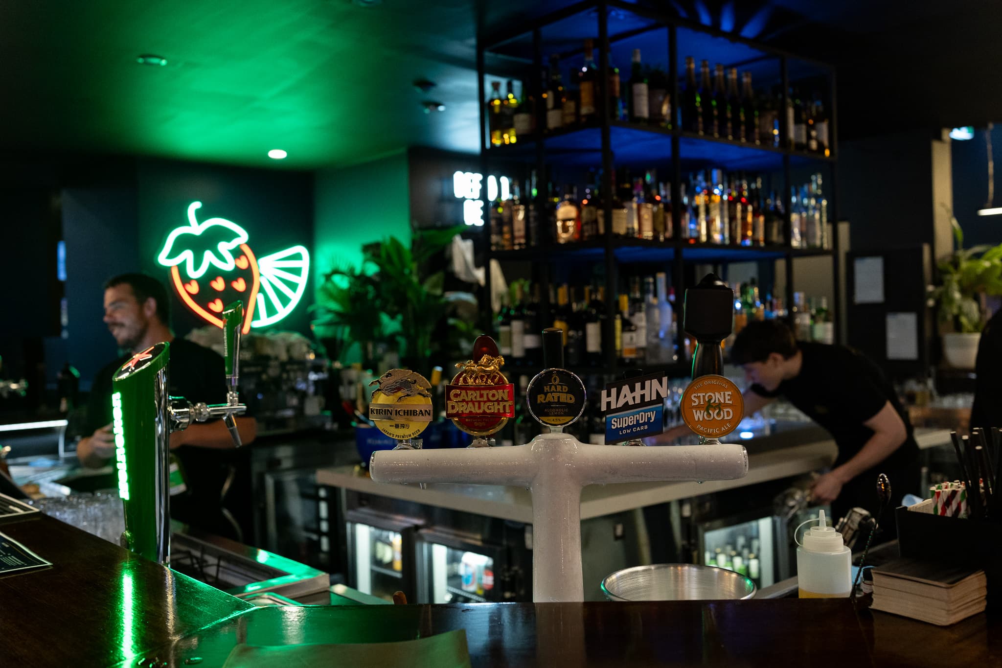 Happy Hours at Cornerstone Pub Port Melbourne - Weekdays 5-7 PM with discounted drinks including $5 pots, $10 pints, $8 wines and spirits